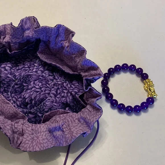 Purple Agate with pouch - Picture 2 of 3